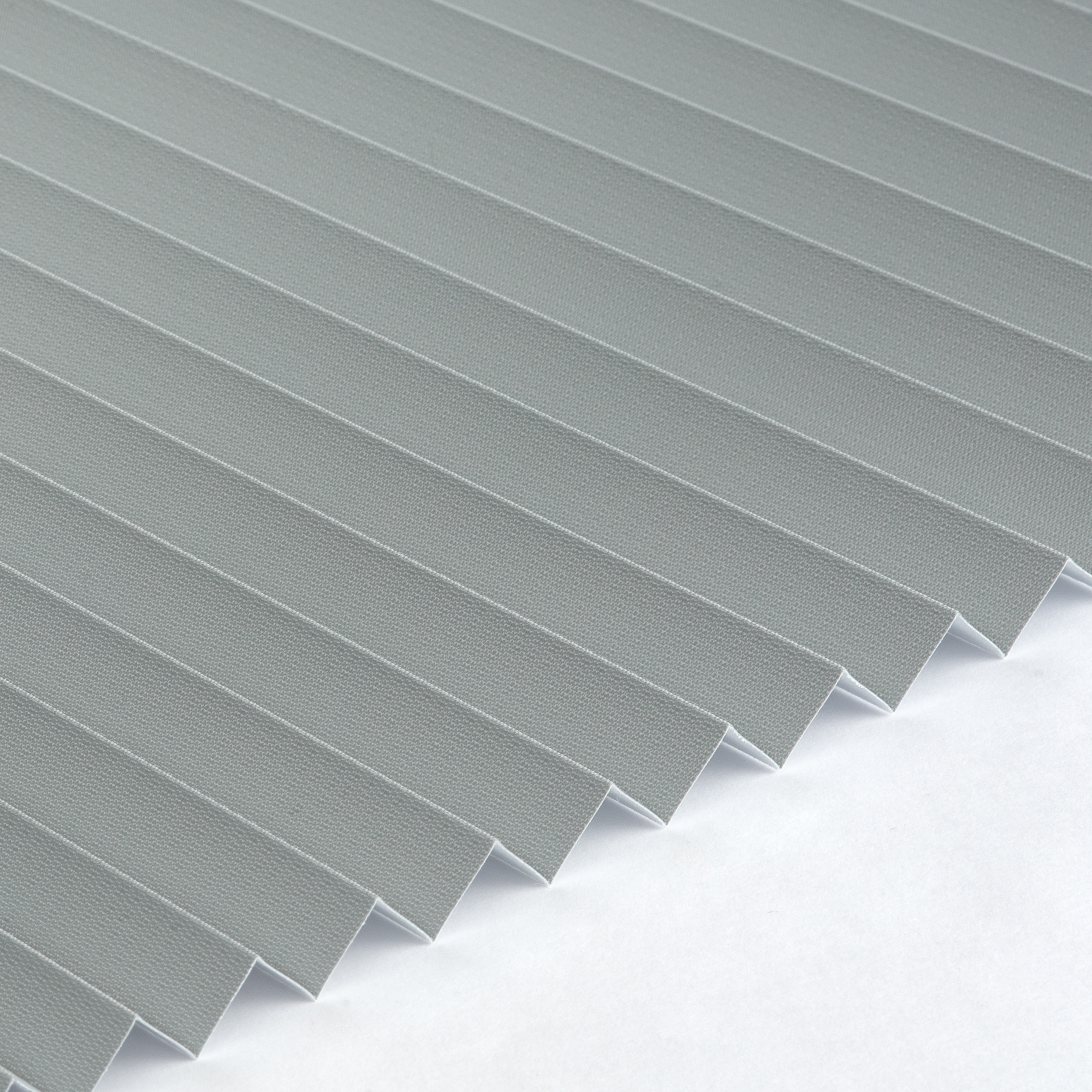 Plissee 16mm für Schiebetüren Luxury Collection verdunkelnd Blickdicht grau