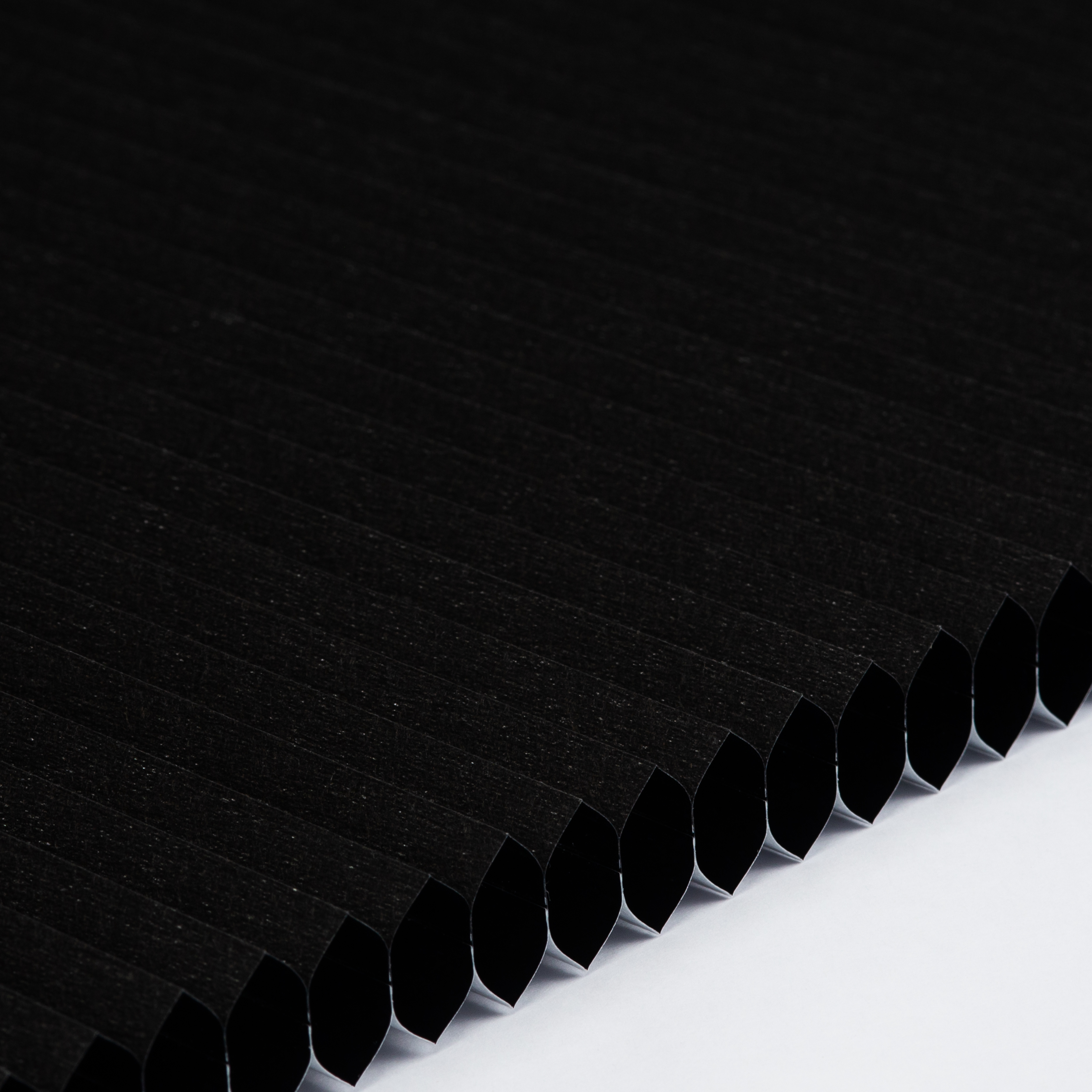 Plissee Honeycomb Blackout Komfort Collection Schwarz mit Melange-Optik – Verdunkelnd & blickdicht mit Reflektionsbeschichtung 1-2867 DU