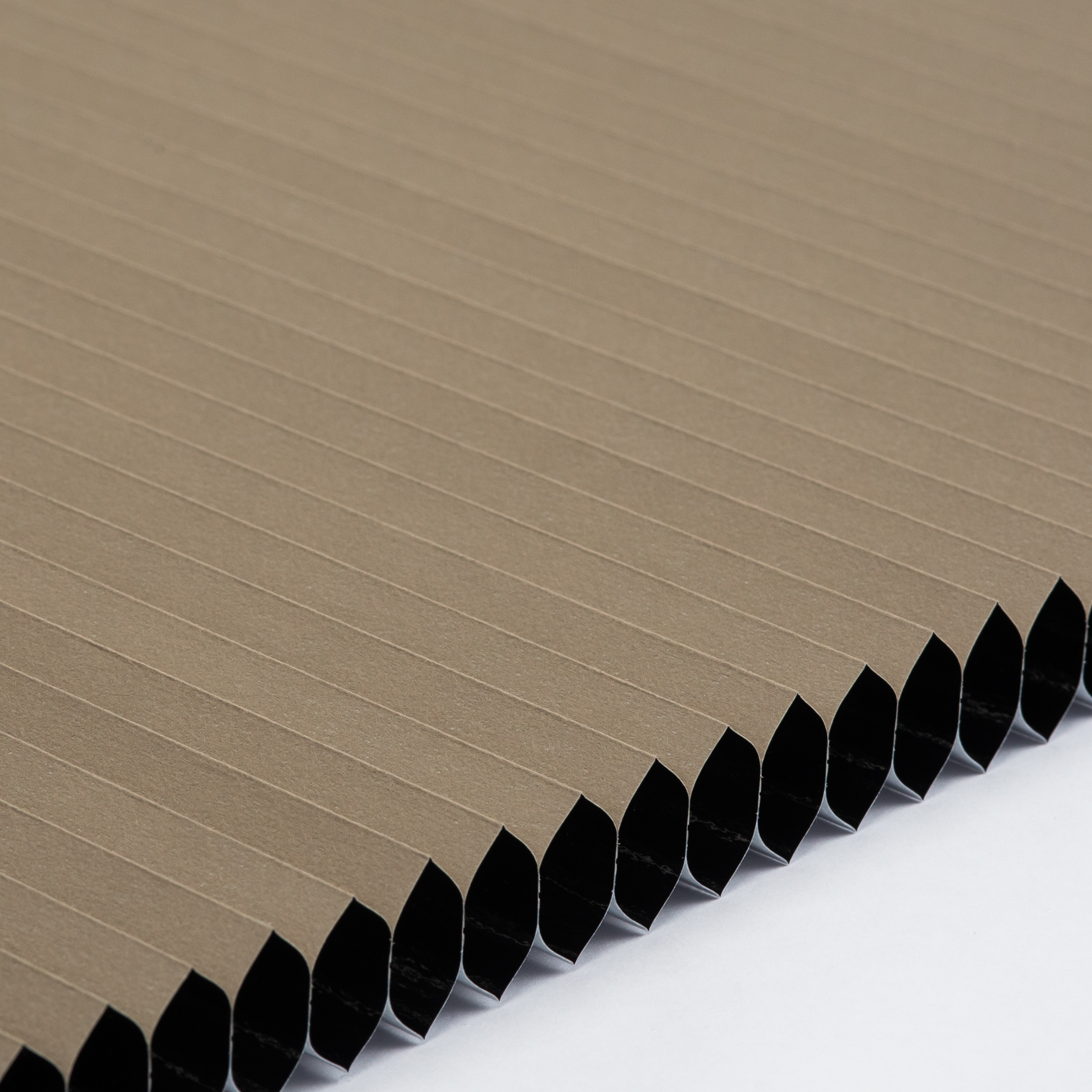 Plissee Honeycomb Blackout Komfort Collection Erdiges Taupe-Beige – Verdunkelnd & blickdicht mit Reflektionsbeschichtung 1-2862 DU