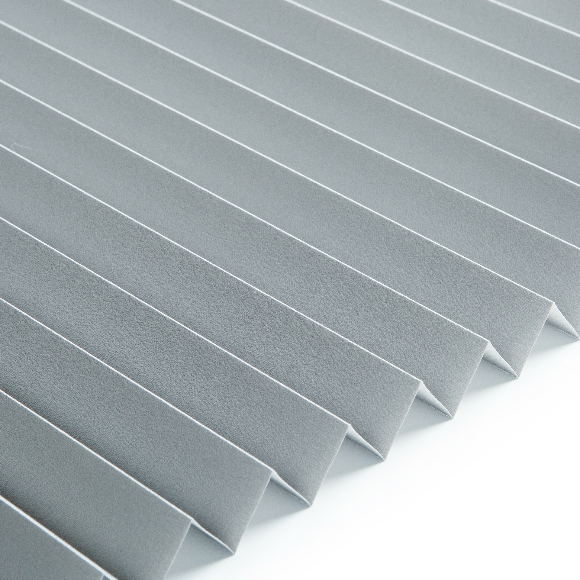 Plissee Basic Selection viertransparent grau mit Reflektionsbeschichtung S-0171
