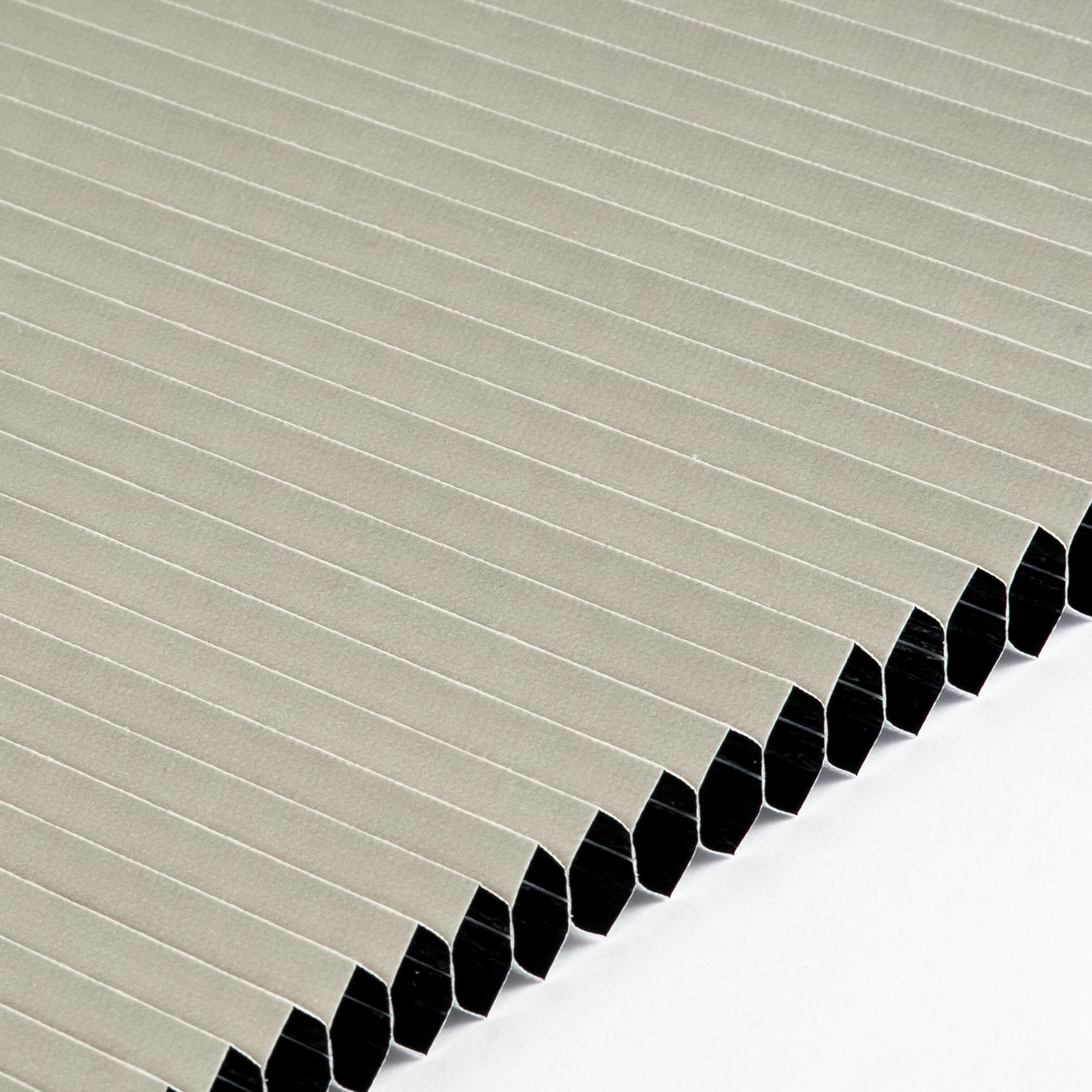 Plissee 16mm für Schiebetüren Honeycomb Premium Collection verdunkelnd grau mit Reflektionsbeschichtung
