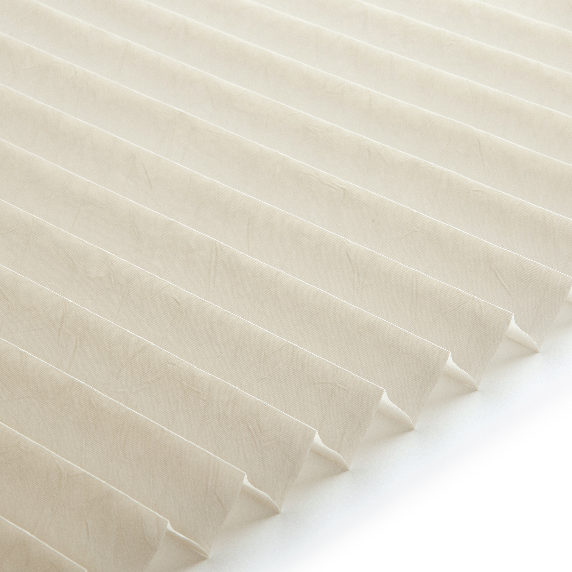 Plissee Standard Collection halbtransparent creme mit Crinkle-Optik und reflektionsbeschichtung 0-1071